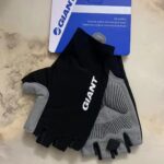 Перчатки Giant (открытые пальцы) CN / L / Черный