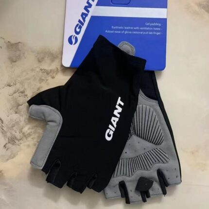Перчатки Giant (открытые пальцы) CN / L / Черный